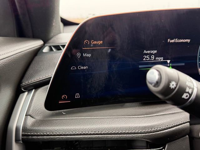 Used 2025 Cadillac XT4 Premium Luxury image 39
