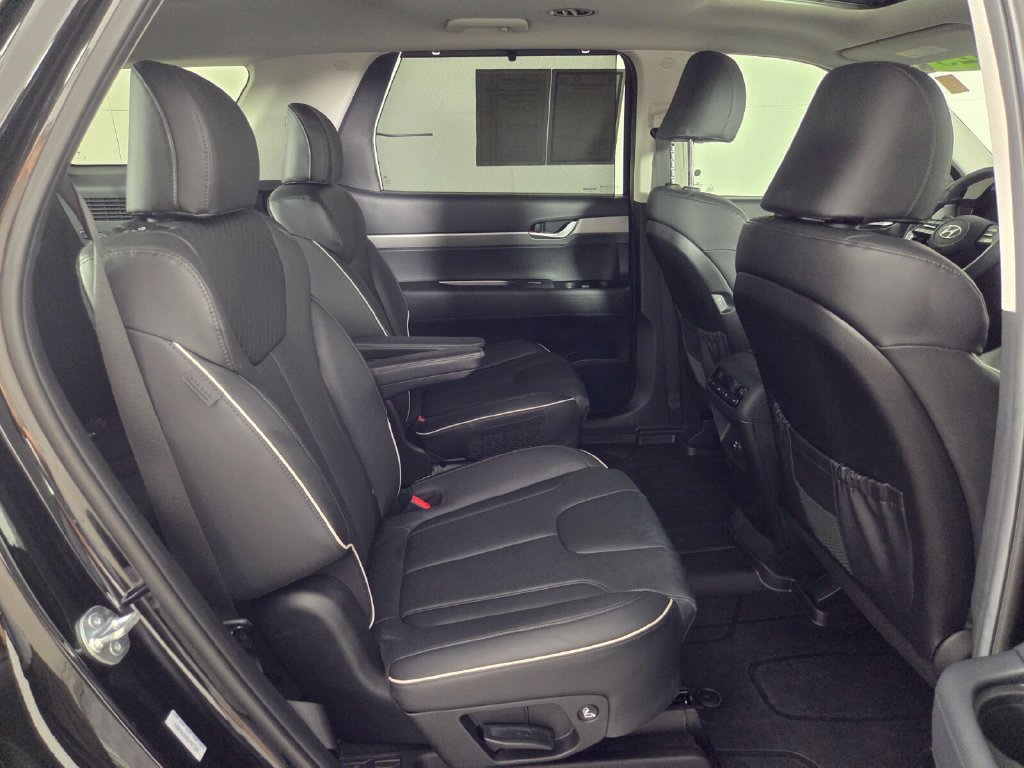 Used 2025 Hyundai Palisade XRT FWD image 30