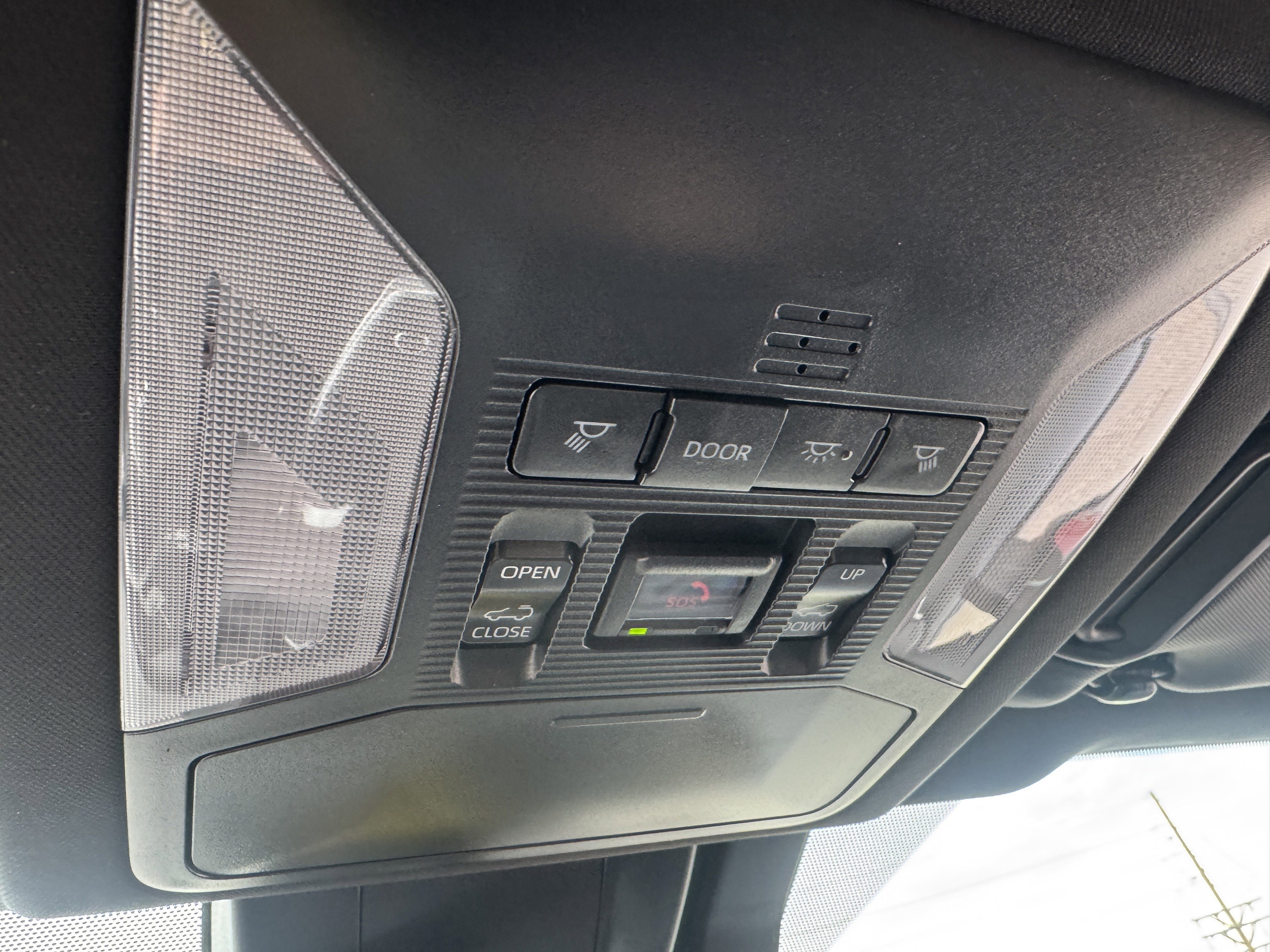 Used 2023 Toyota RAV4 SE w/ Weather & Moonroof Package image 30