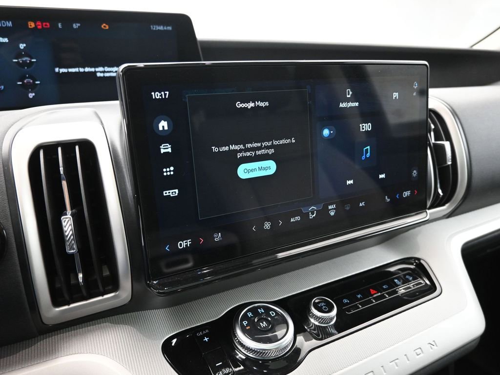 Certified 2025 Ford Expedition Active image 16