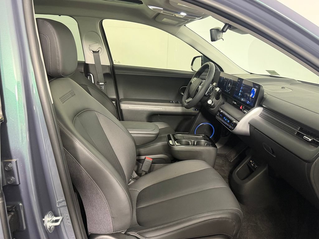 Used 2025 Hyundai Ioniq 5 Limited AWD/4WD image 29