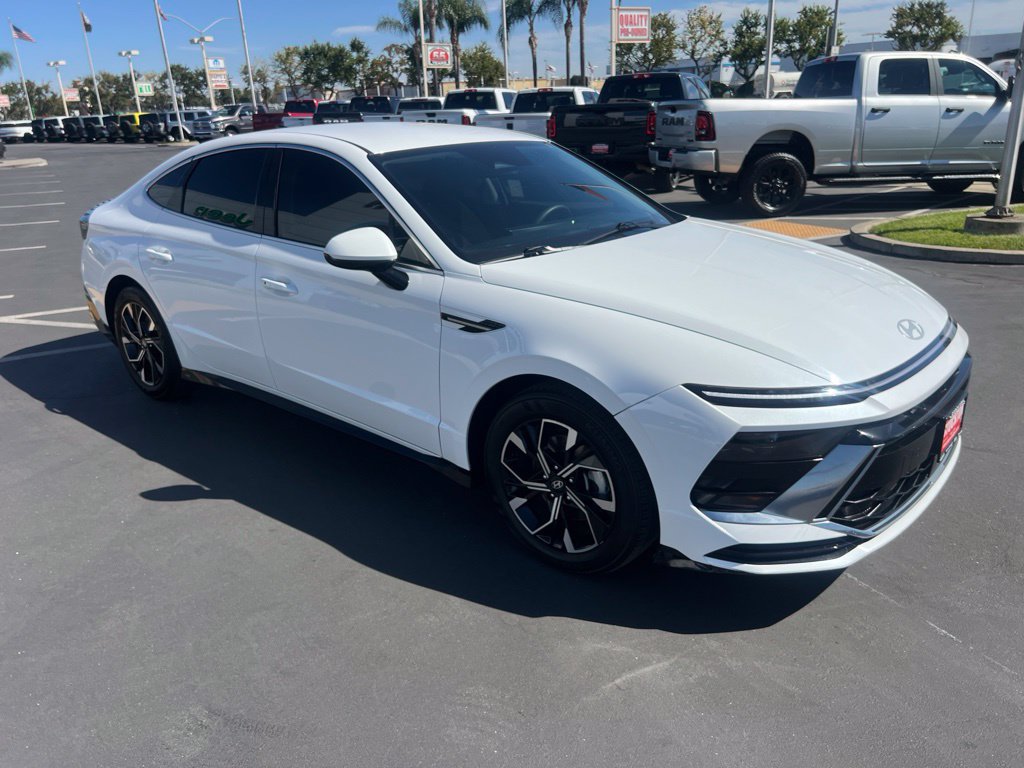 Used 2025 Hyundai Sonata SEL FWD image 7