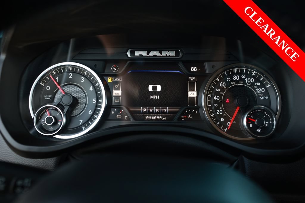 Used 2022 RAM 1500 Laramie AWD/4WD image 23
