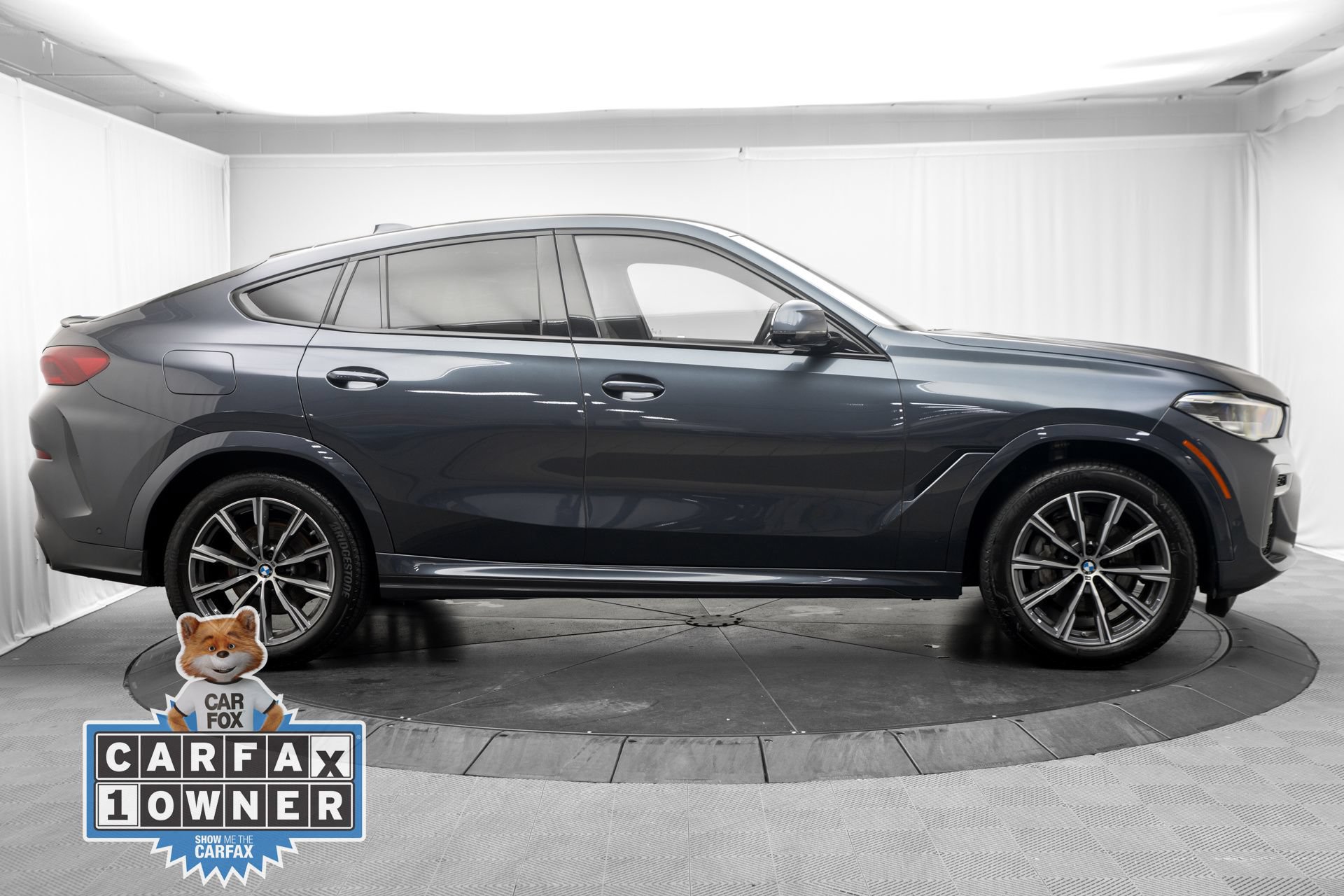 Used 2022 BMW X6 xDrive40i w/ M Sport Package AWD/4WD image 8