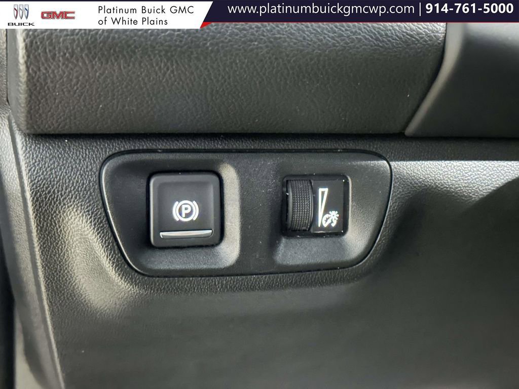 Used 2023 GMC Acadia SLT w/ Elevation Edition image 31