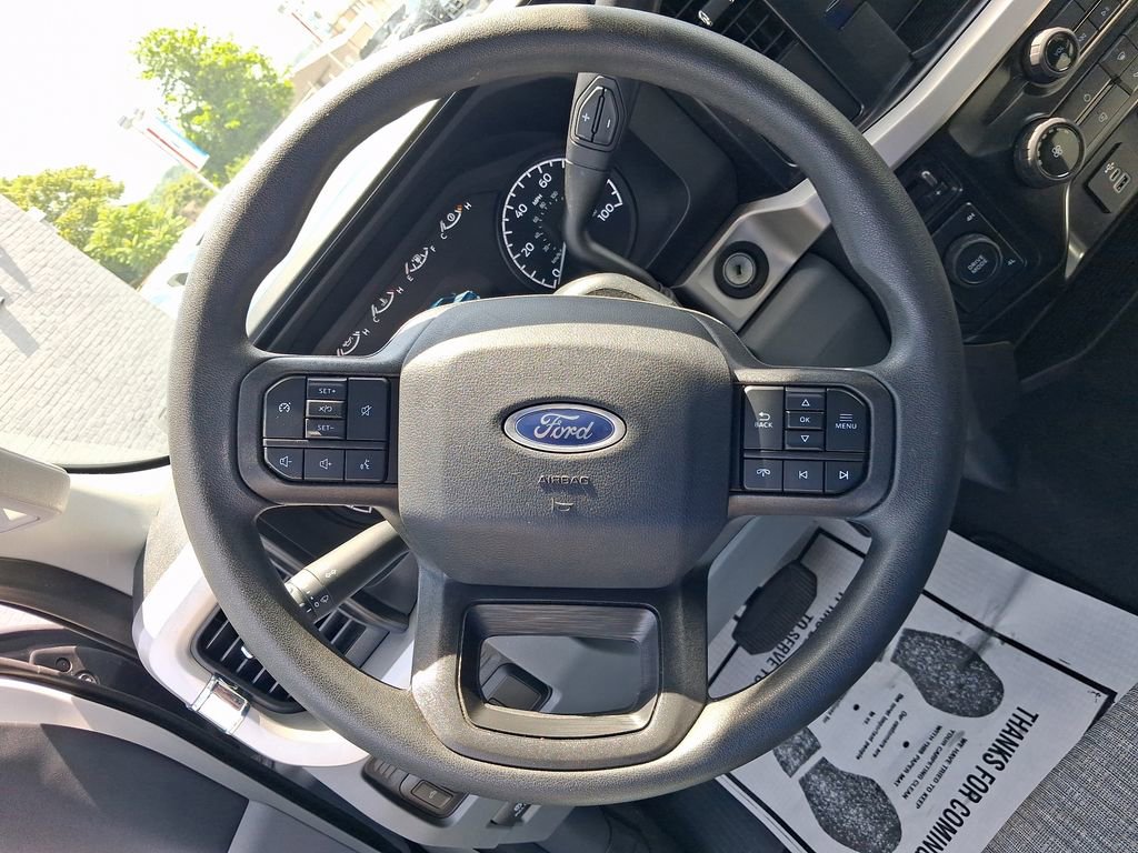 Used 2025 Ford F250 XLT w/ Snow Plow Prep Package AWD/4WD image 28