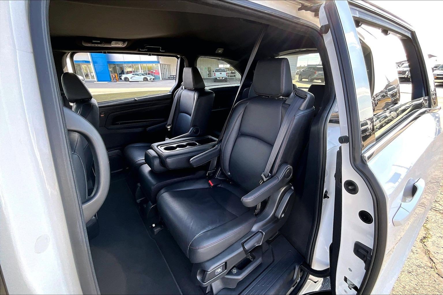 Used 2025 Honda Odyssey Sport-L image 28