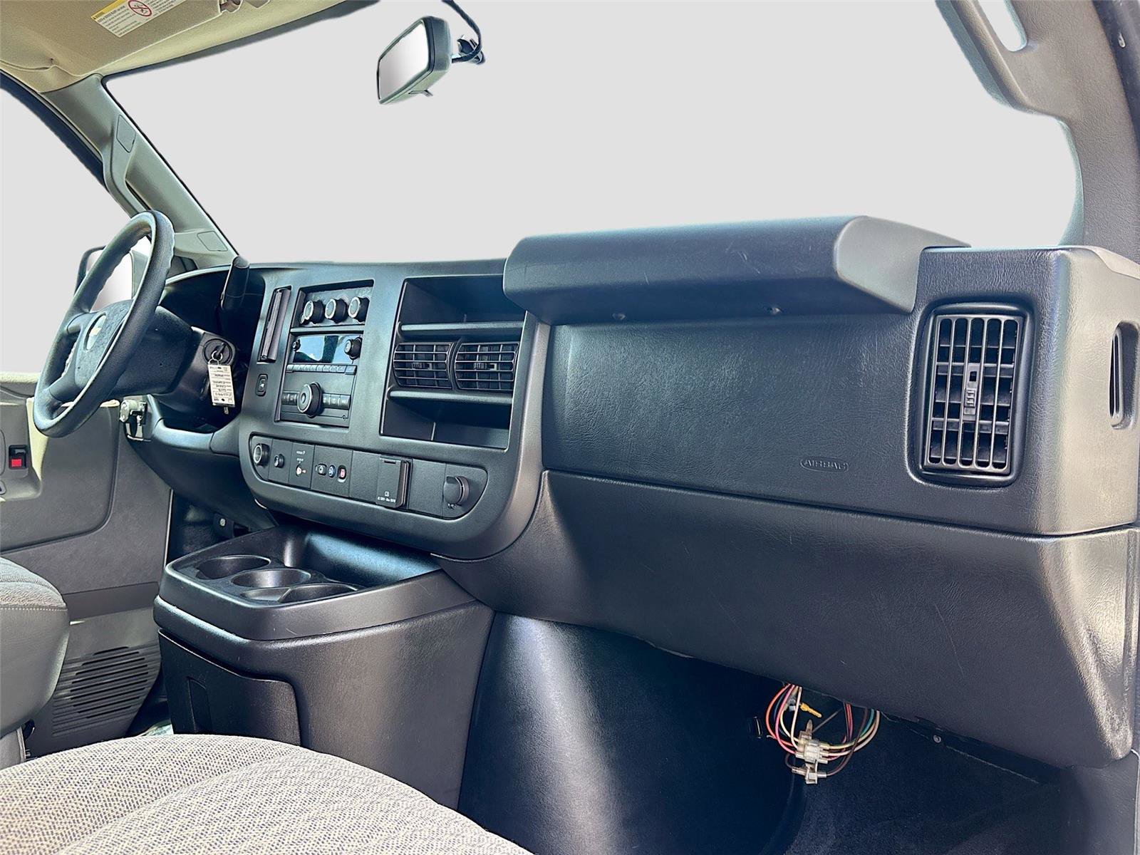 Used 2018 Chevrolet Express 3500 LT w/ LT Preferred Equipment Group image 27