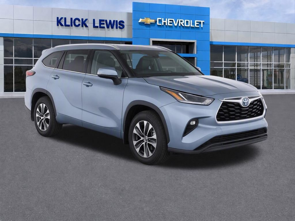 Used 2020 Toyota Highlander XLE