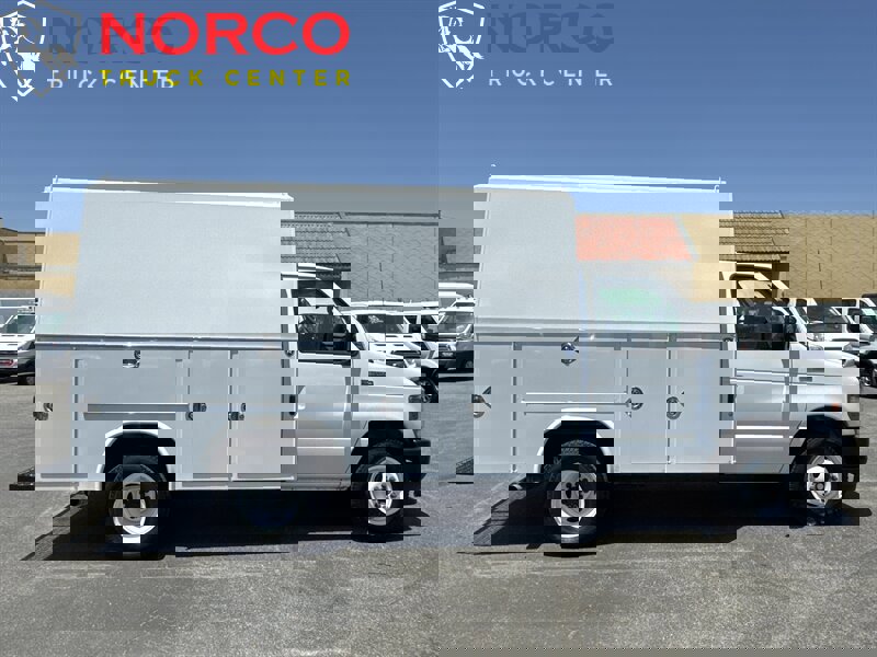 Used 2023 Ford E-350 and Econoline 350 Super Duty w/ Power Windows & Locks Group image 1