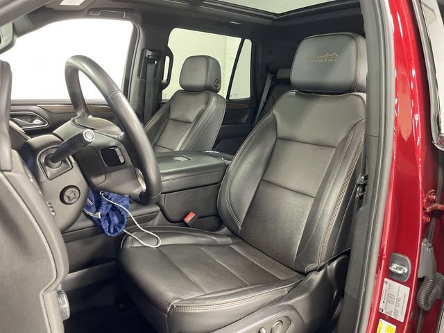 Used 2023 Chevrolet Tahoe High Country w/ Premium Package 2 AWD/4WD image 11