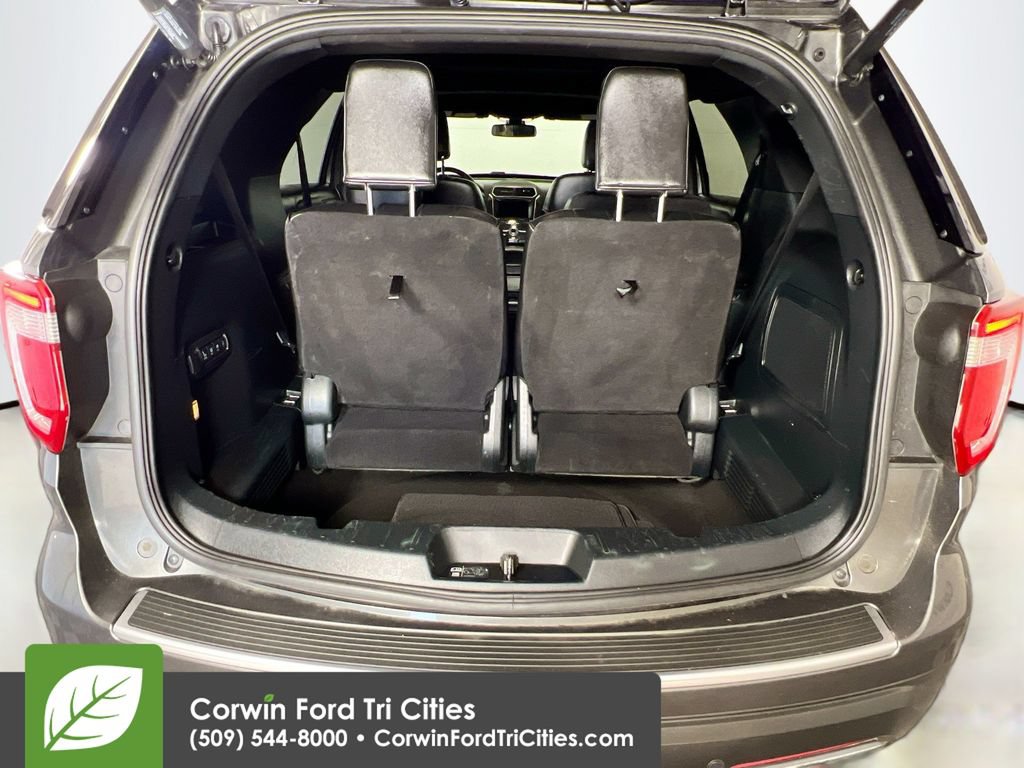 Used 2018 Ford Explorer Platinum AWD/4WD image 14