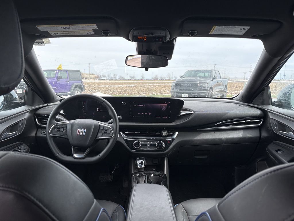 Used 2025 Buick Envista Sport Touring w/ Convenience II Package image 25