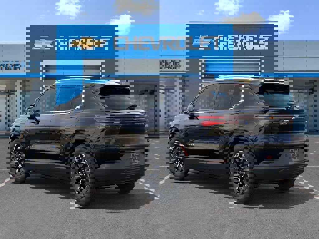 New 2026 Chevrolet Equinox EV LT image 3