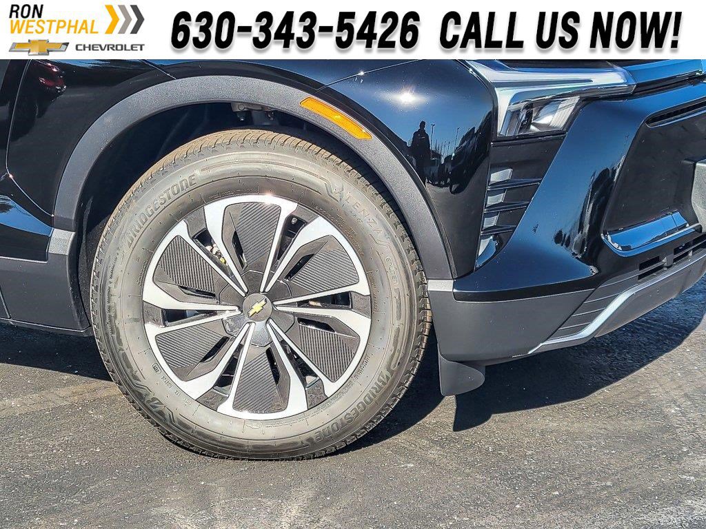 New 2026 Chevrolet Blazer EV LT image 3