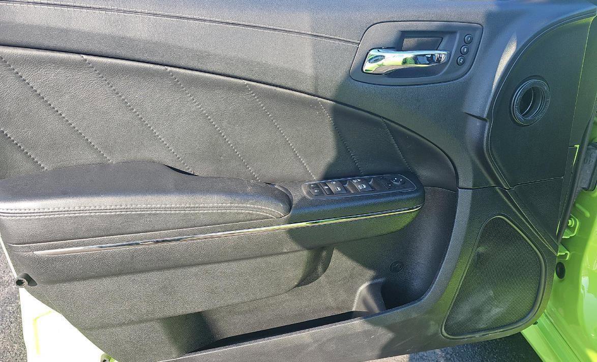 Used 2023 Dodge Charger SRT Hellcat w/ Harman/Kardon Audio Group image 17