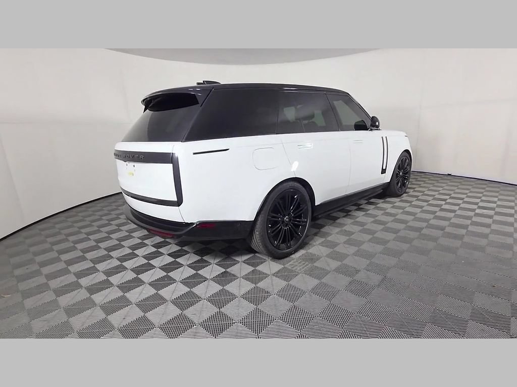 Used 2024 Land Rover Range Rover SE AWD/4WD image 40