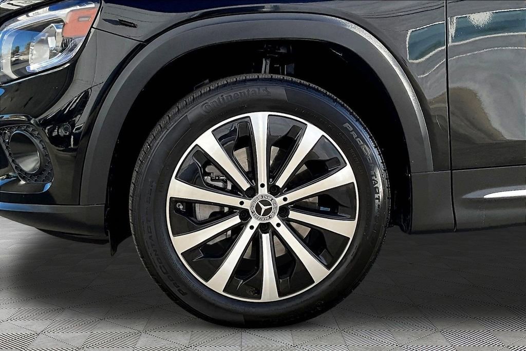 Used 2023 Mercedes-Benz GLB 250 image 30