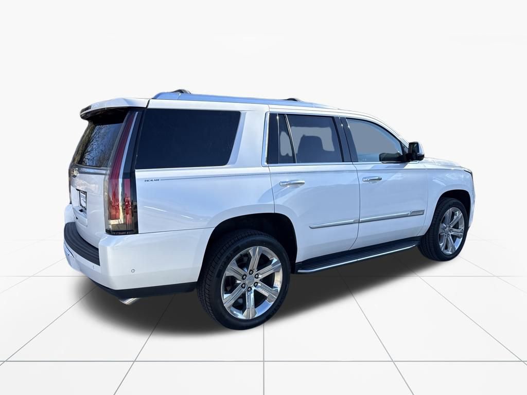 Used 2019 Cadillac Escalade Luxury image 9