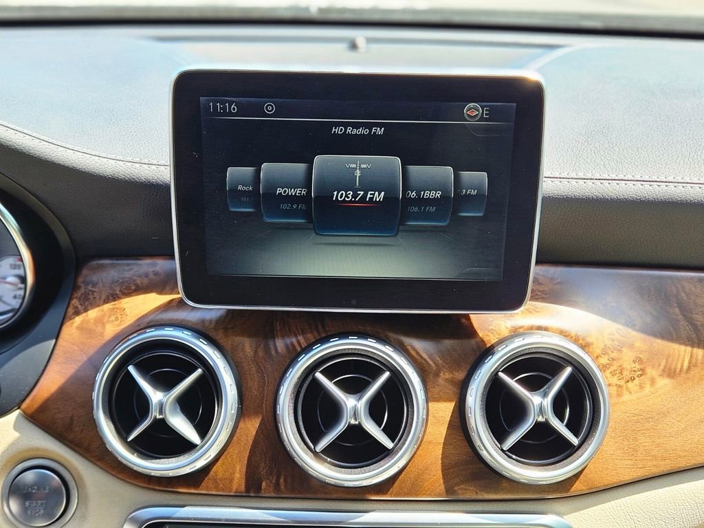 Used 2016 Mercedes-Benz GLA 250 4MATIC image 20