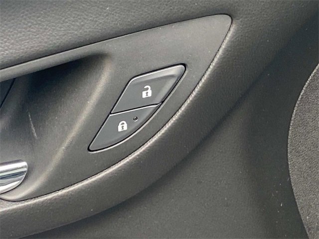 Used 2019 Chevrolet Equinox Premier image 14