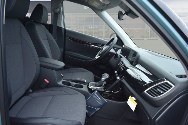 New 2026 Kia Seltos S image 13