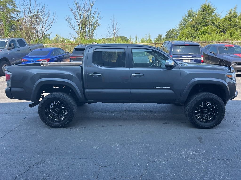 Used 2017 Toyota Tacoma Limited image 8