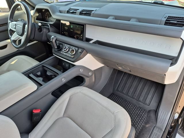 Used 2023 Land Rover Defender 110 S AWD/4WD image 20