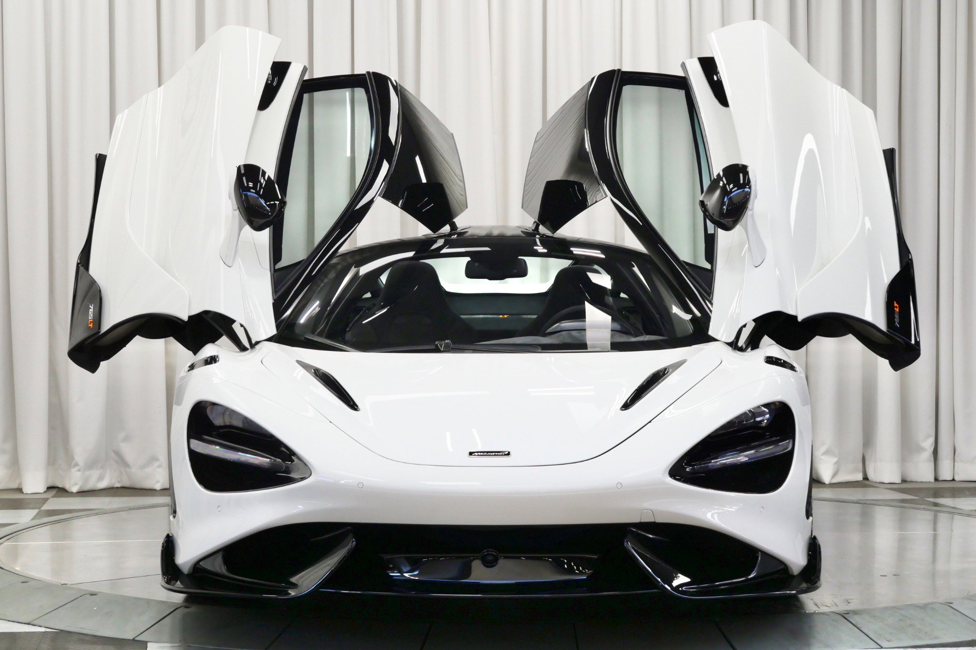 Used 2021 McLaren 765LT image 4