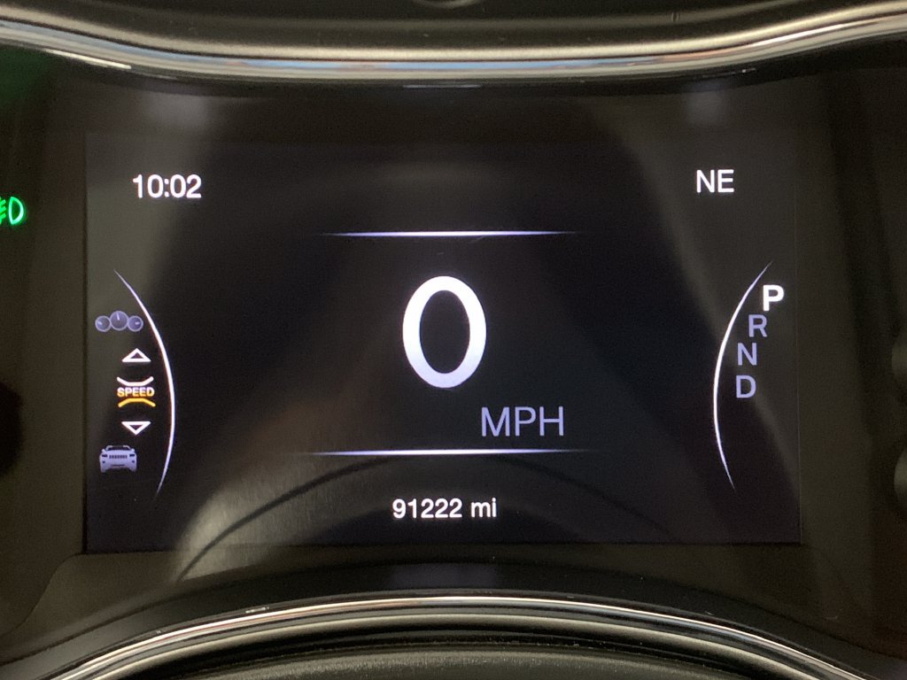 Used 2020 Jeep Grand Cherokee Limited AWD/4WD image 32