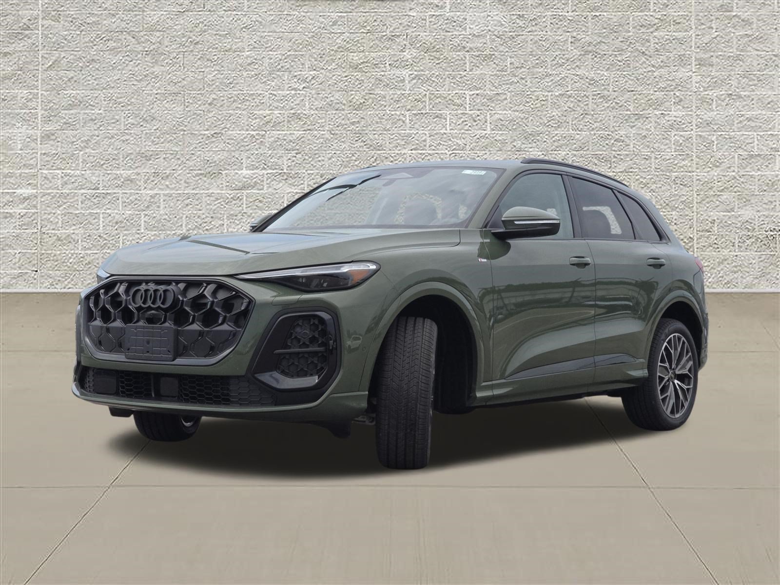 New 2026 Audi Q5 Premium Plus AWD/4WD image 3