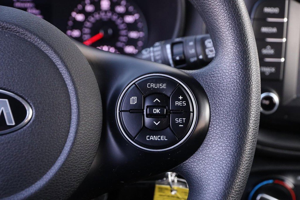 Used 2021 Kia Soul S image 12