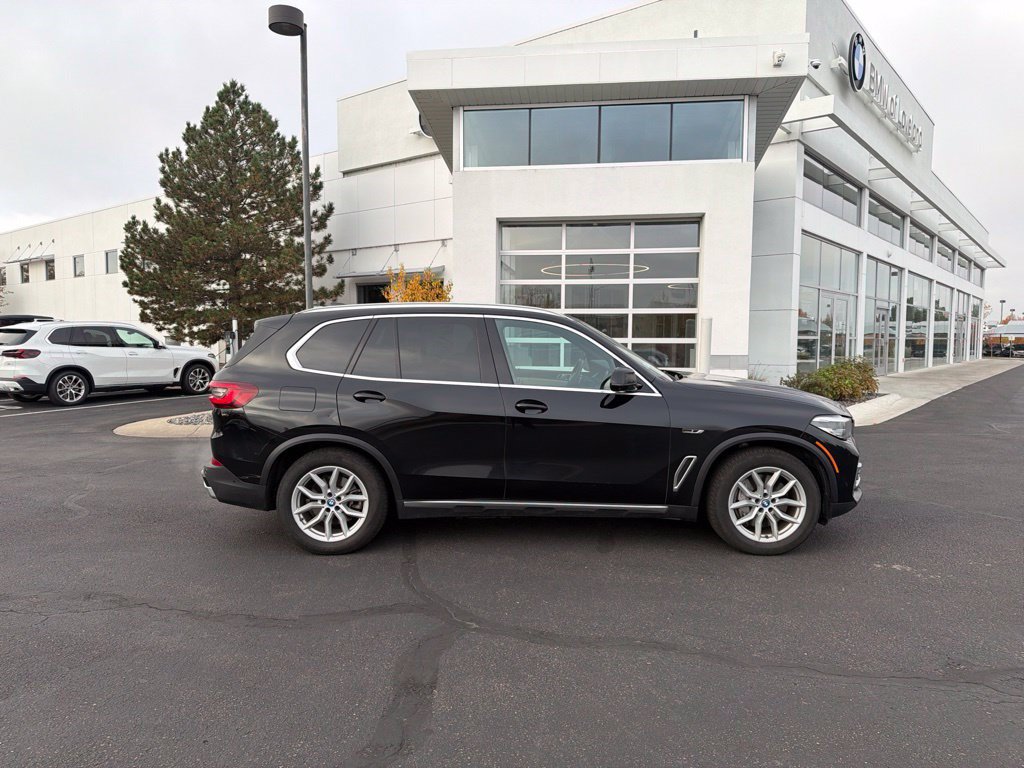Used 2022 BMW X5 xDrive45e AWD/4WD image 6