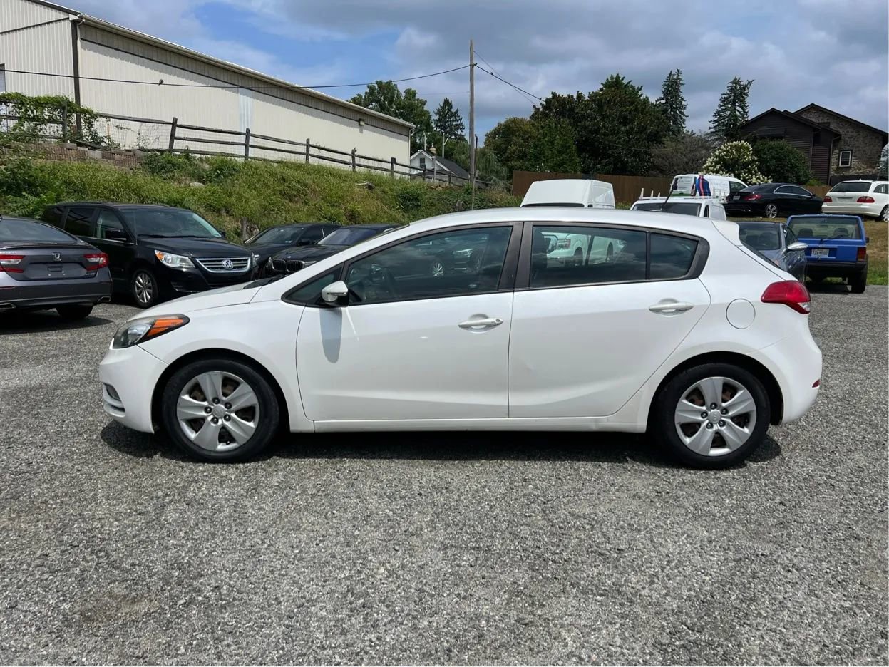 Used 2016 Kia Forte LX image 8