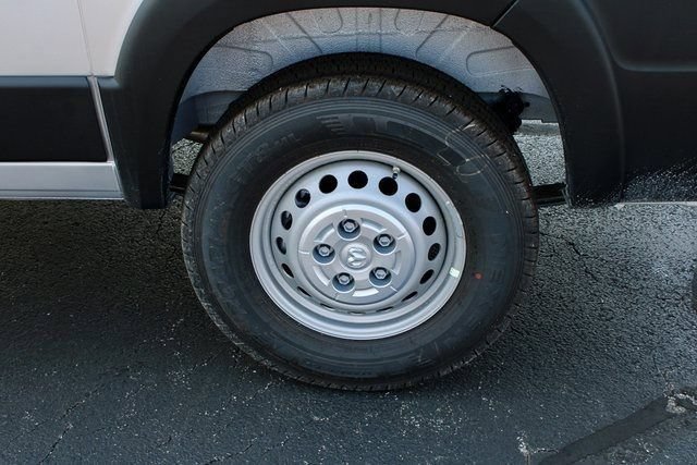 New 2024 RAM ProMaster 1500 w/ Safety Group FWD image 10