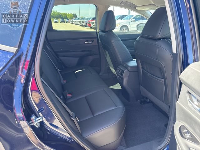 Used 2025 Nissan Murano SV AWD/4WD image 15