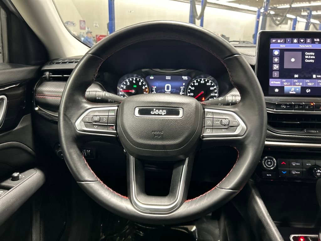 Used 2022 Jeep Compass Trailhawk w/ Trailhawk Convenience Group image 18