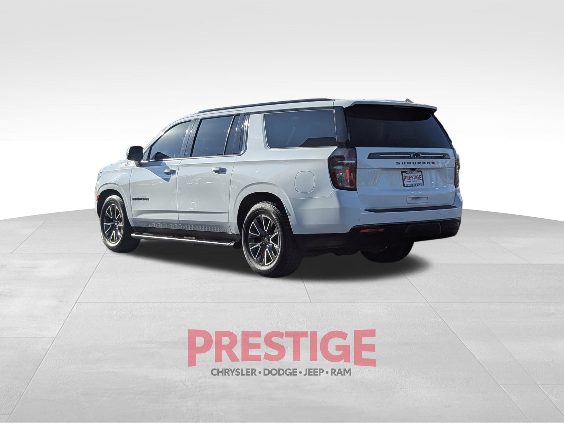 Used 2021 Chevrolet Suburban Z71 w/ Z71 Off-Road Package AWD/4WD image 14