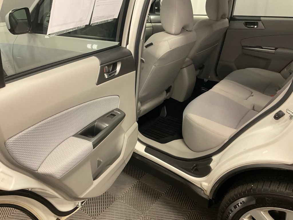 Used 2012 Subaru Forester 2.5X Premium AWD/4WD image 20