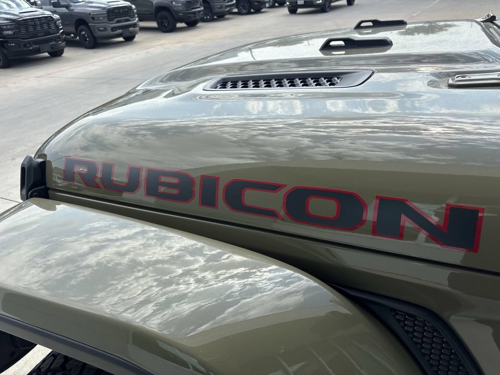 New 2026 Jeep Gladiator Rubicon w/ Steel Power Dome Hood Package AWD/4WD image 7