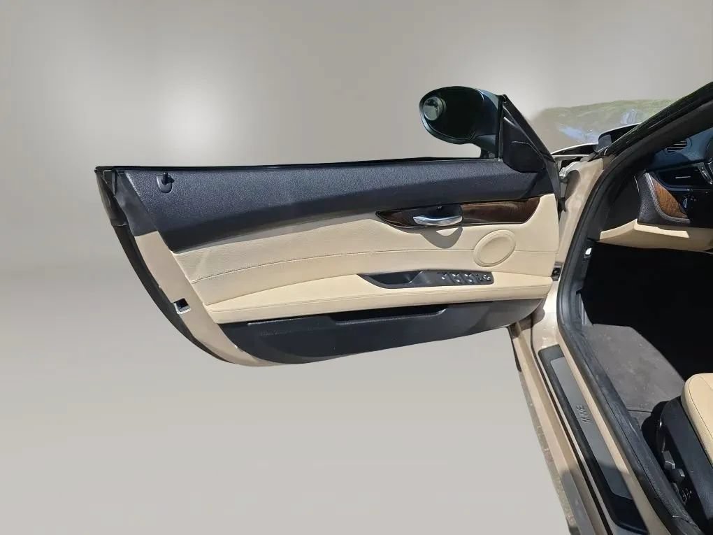 Used 2012 BMW Z4 sDrive35i RWD image 30
