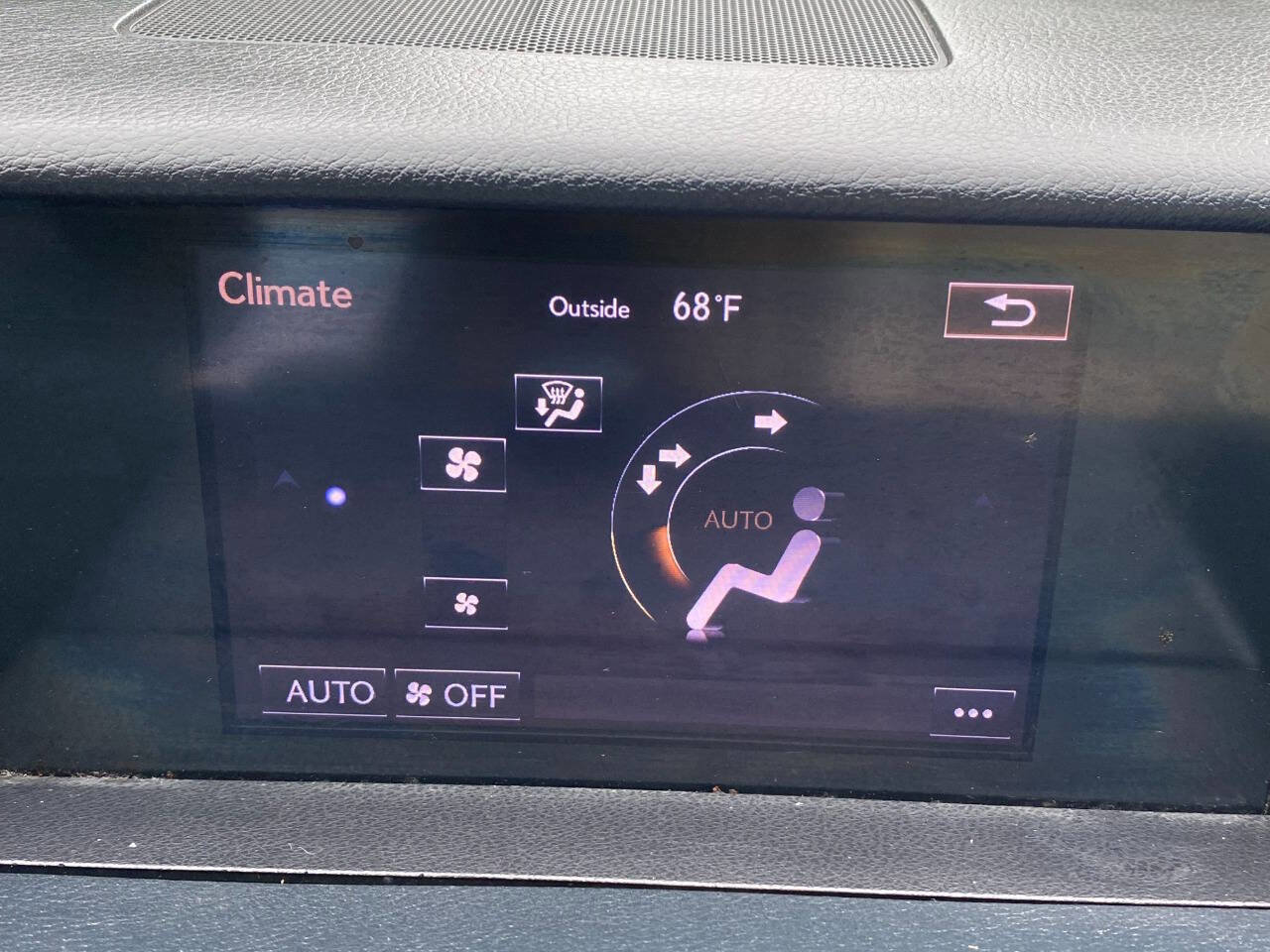 Used 2014 Lexus IS 350 w/ Navigation Package RWD image 28
