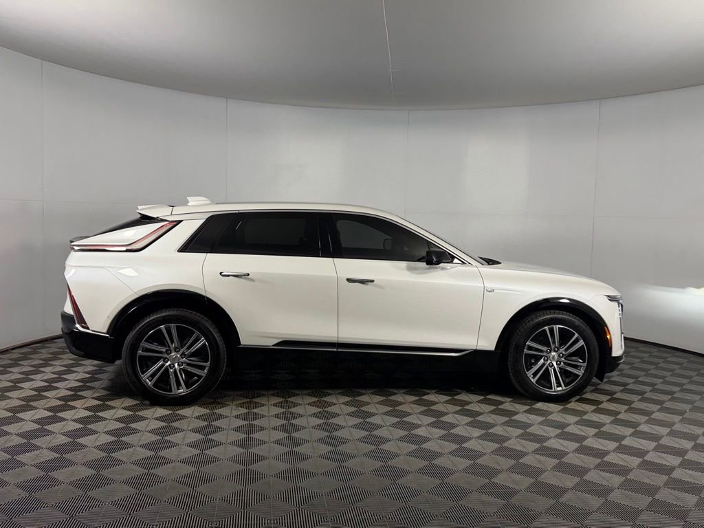Used 2024 Cadillac Lyriq Tech w/ Driver Assist Package RWD image 5