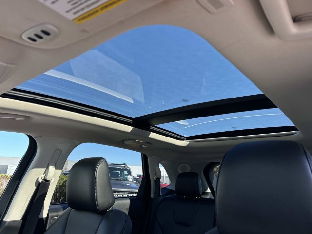 Certified 2022 Ford Edge Titanium w/ Class II Trailer Tow Package AWD/4WD image 35
