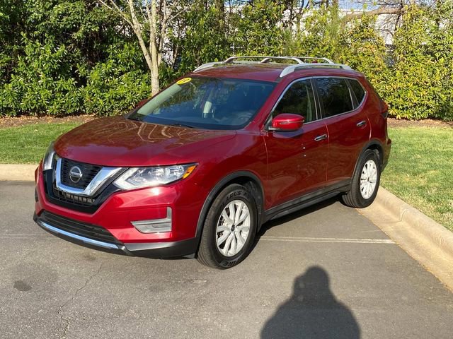 Used 2019 Nissan Rogue SV image 3