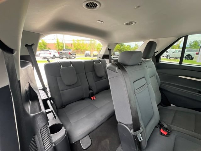 Used 2025 Ford Explorer Active AWD/4WD image 15