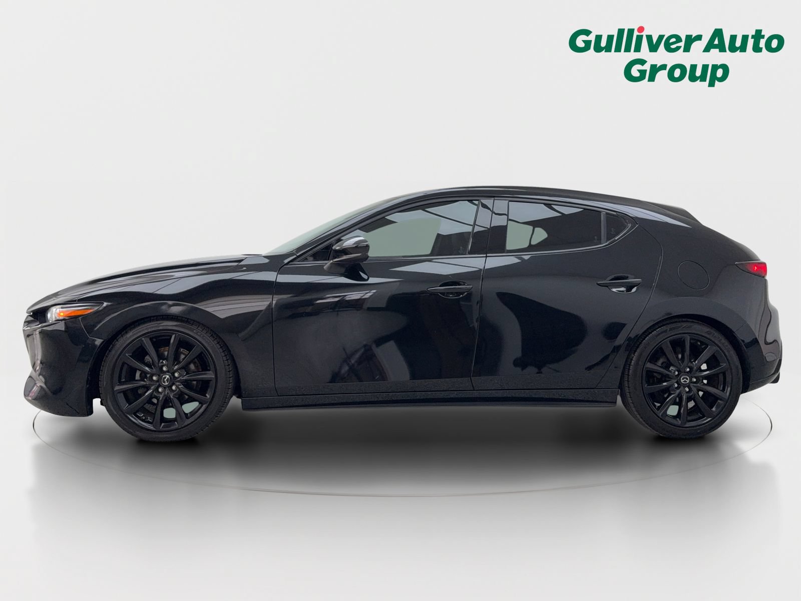 Used 2021 MAZDA MAZDA3 s FWD image 3