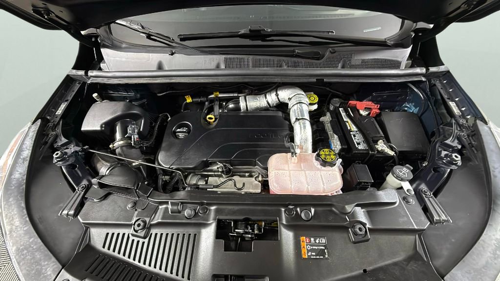 Certified 2021 Chevrolet Trax LT w/ Sport Edition image 36