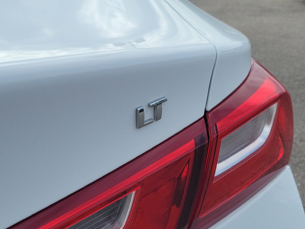 Used 2024 Chevrolet Malibu LT FWD image 7