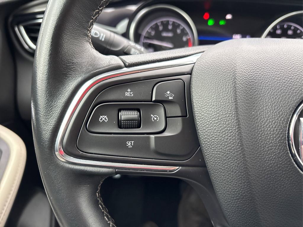 Used 2023 Buick Encore GX Select image 33